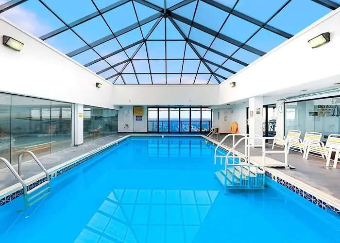 Hébergement de vacances Updated Beachfront High Speed Internet Balcony Pools & Ac Ocean City