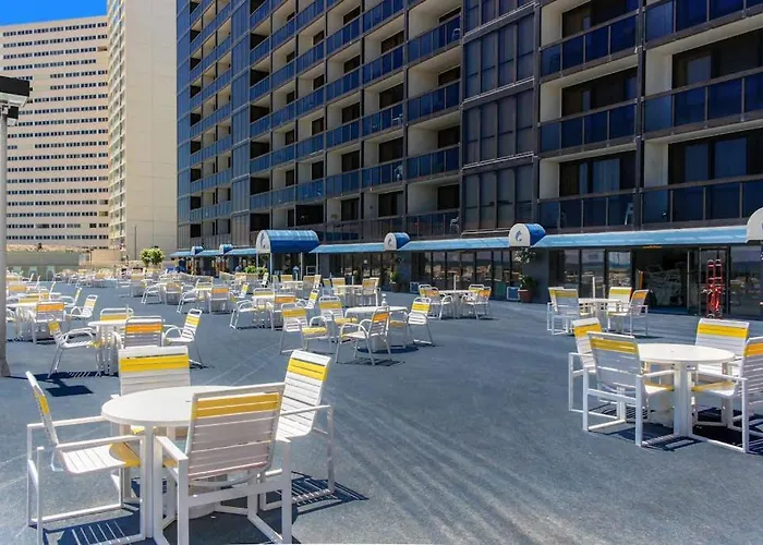 Updated Beachfront High Speed Internet Balcony Pools & Ac *