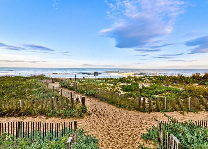 Hébergement de vacances Updated Beachfront High Speed Internet Balcony Pools & Ac *