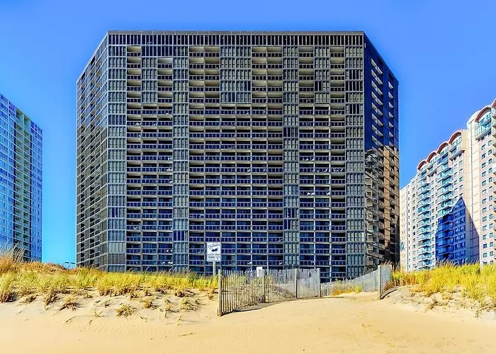 Updated Beachfront High Speed Internet Balcony Pools & Ac *