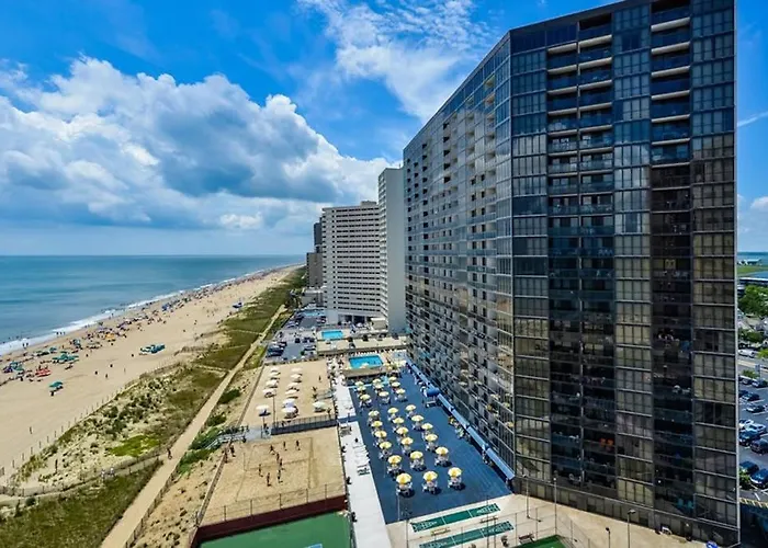 Holiday home Updated Beachfront High Speed Internet Balcony Pools & Ac *